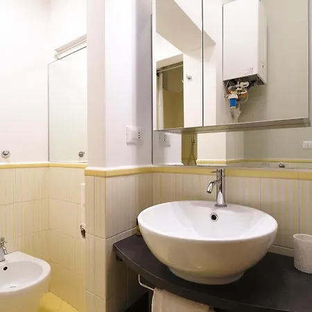 Design Navigli Mm S Agostino Milan