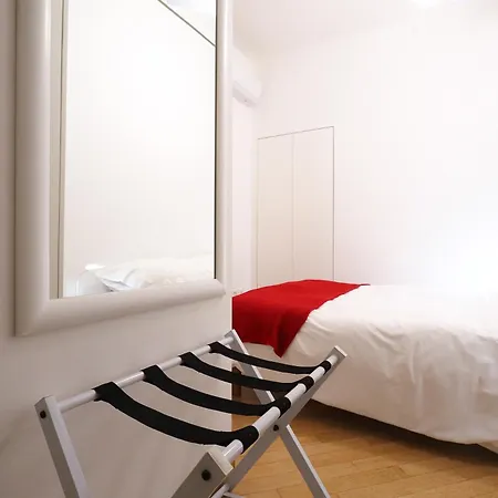 Design Navigli Mm S Agostino * Milan